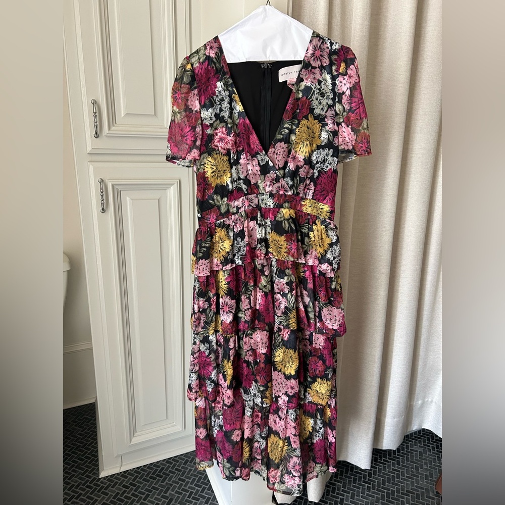 Adelyn Rae Eliza Tiered Puff Sleeve midi dress